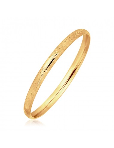 14k Yellow Gold Dome Style Children's Bangle with Diamond Cuts est présent 