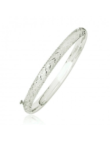 14k White Gold Diamond Carved Bangle (6.0 mm) Comment ça marche