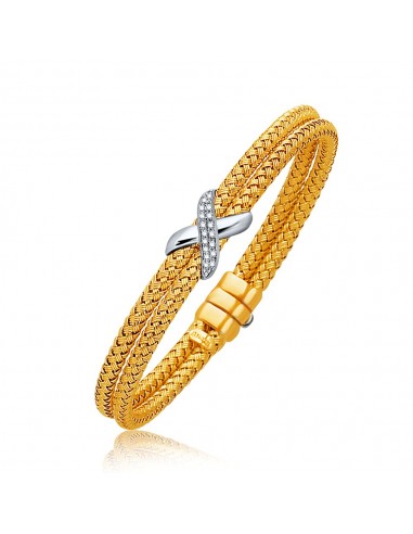 Basket Weave Bangle with Diamond Cross Accent in 14k Tone Gold (7.0mm) sur le site 